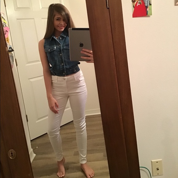 Jean vest - Picture 2 of 7